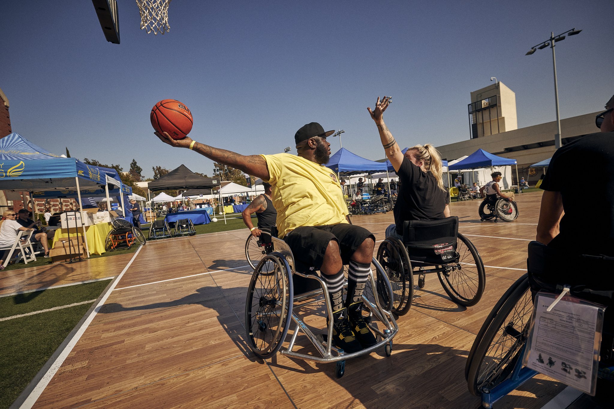 助馬田穩住 助馬田穩住